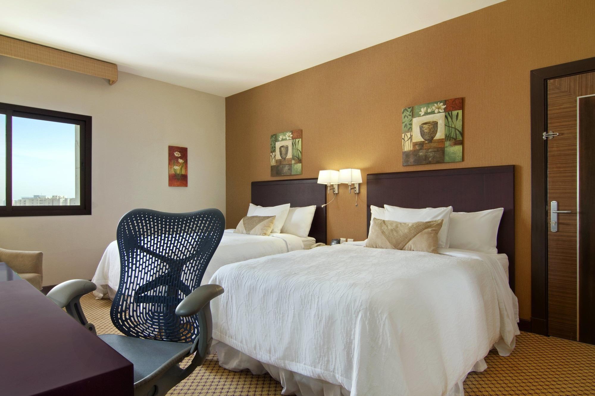 Hilton Garden Inn Riyadh Olaya Esterno foto