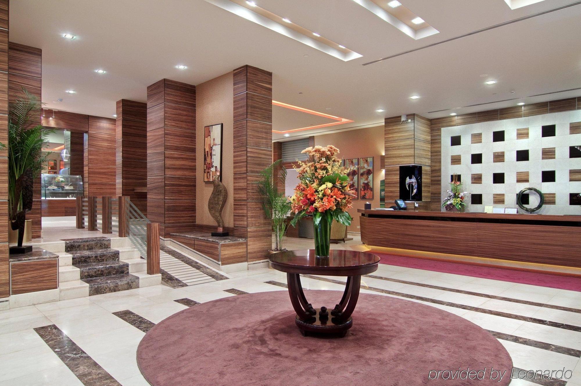 Hilton Garden Inn Riyadh Olaya Interno foto